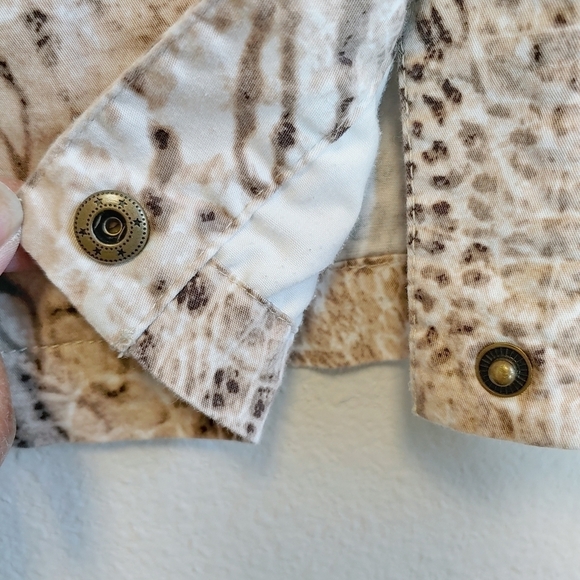 Chico's Reptile Print Mandarin Collar Casual Jacket Sz M - Picture 2 of 7